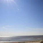 Feriehus Hüs Strandleev 1 *